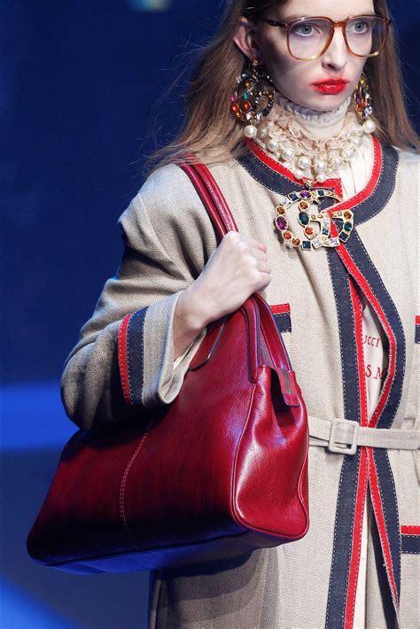 sfilata gucci vogue|gucci milano fashion week.